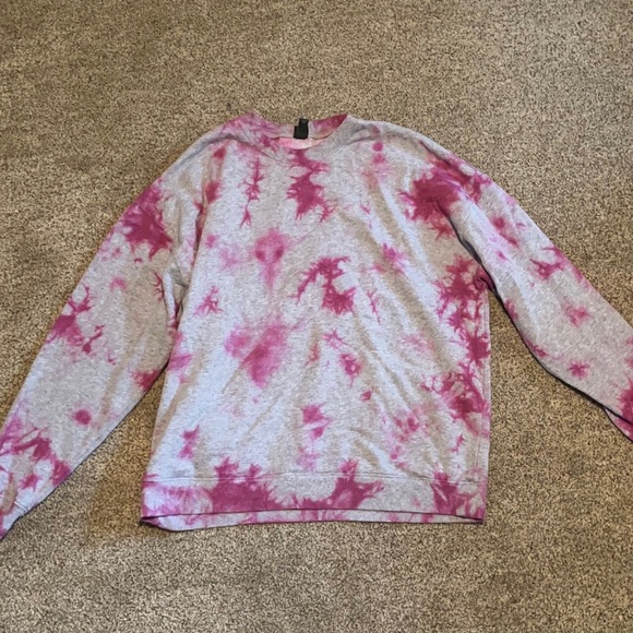 Super cozy target tie-dye crewneck! - Picture 1 of 2